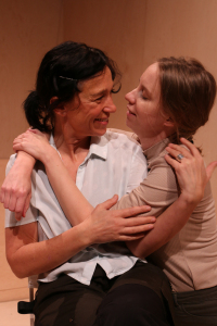 Samfundet, Teaterrepubliken, med Andrea Edwards och Ester Claesson, foto Torbjörn Lindberg